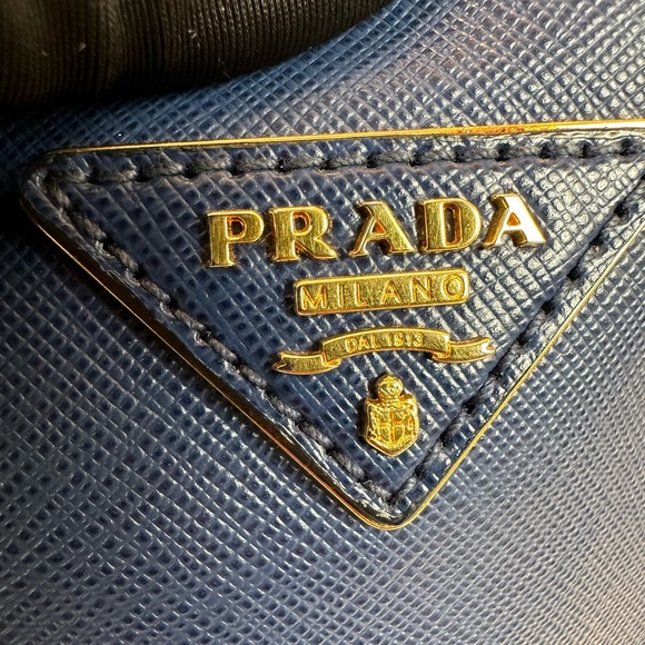 Prada Blue Leather Saffiano Lux Large Tote Satchel - Picture 8 of 15